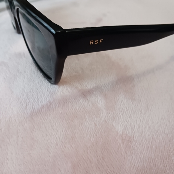 Sunglasses - Picture 8 of 13